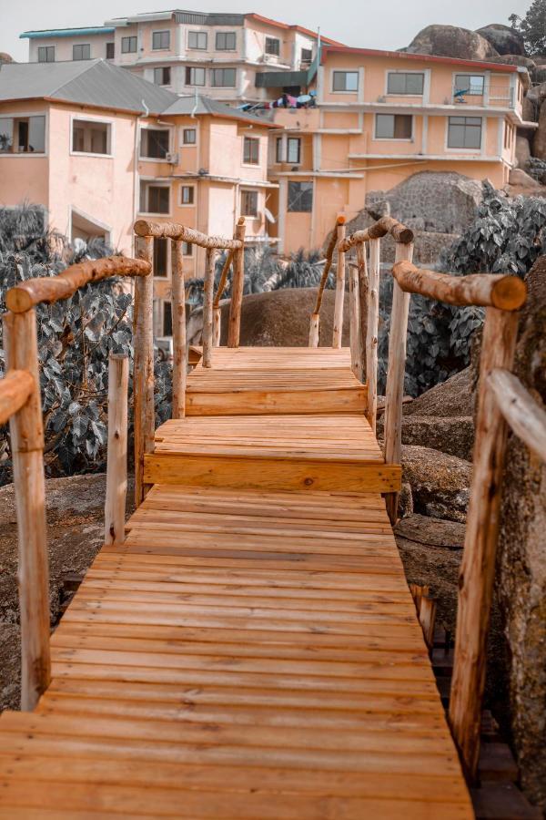 Single Cabin With Lake View Mwanza Exterior photo